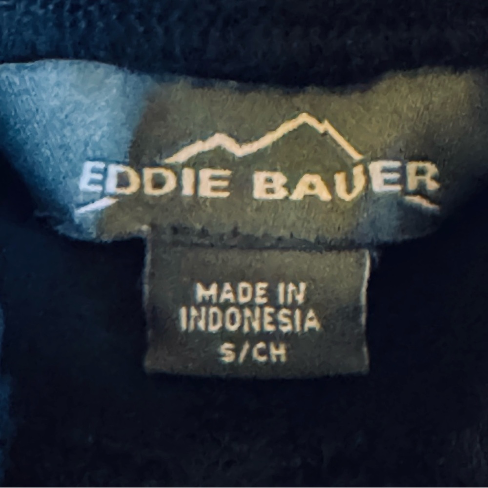 Eddie Bauer Rolled Hem Nylon Spandex Shorts - Picture 15 of 16
